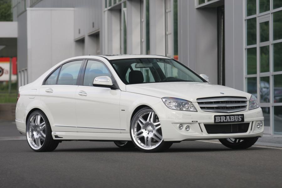 Mercedes-Benz C-Class by Brabus 2007 года  (фото 11 из 13)